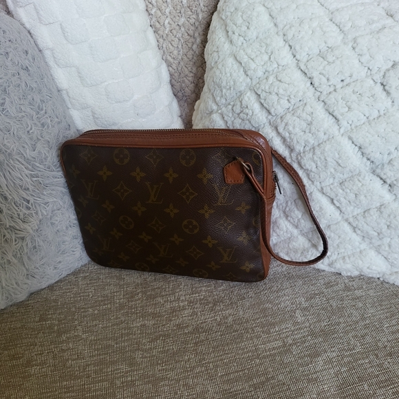 Louis Vuitton Monogram Pochette Dragonne Wristlet Bag..Vintage - Picture 2 of 11